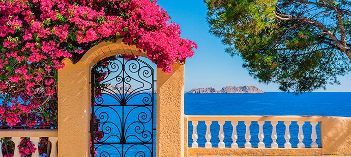 April cruise deals  | MSC Cruises