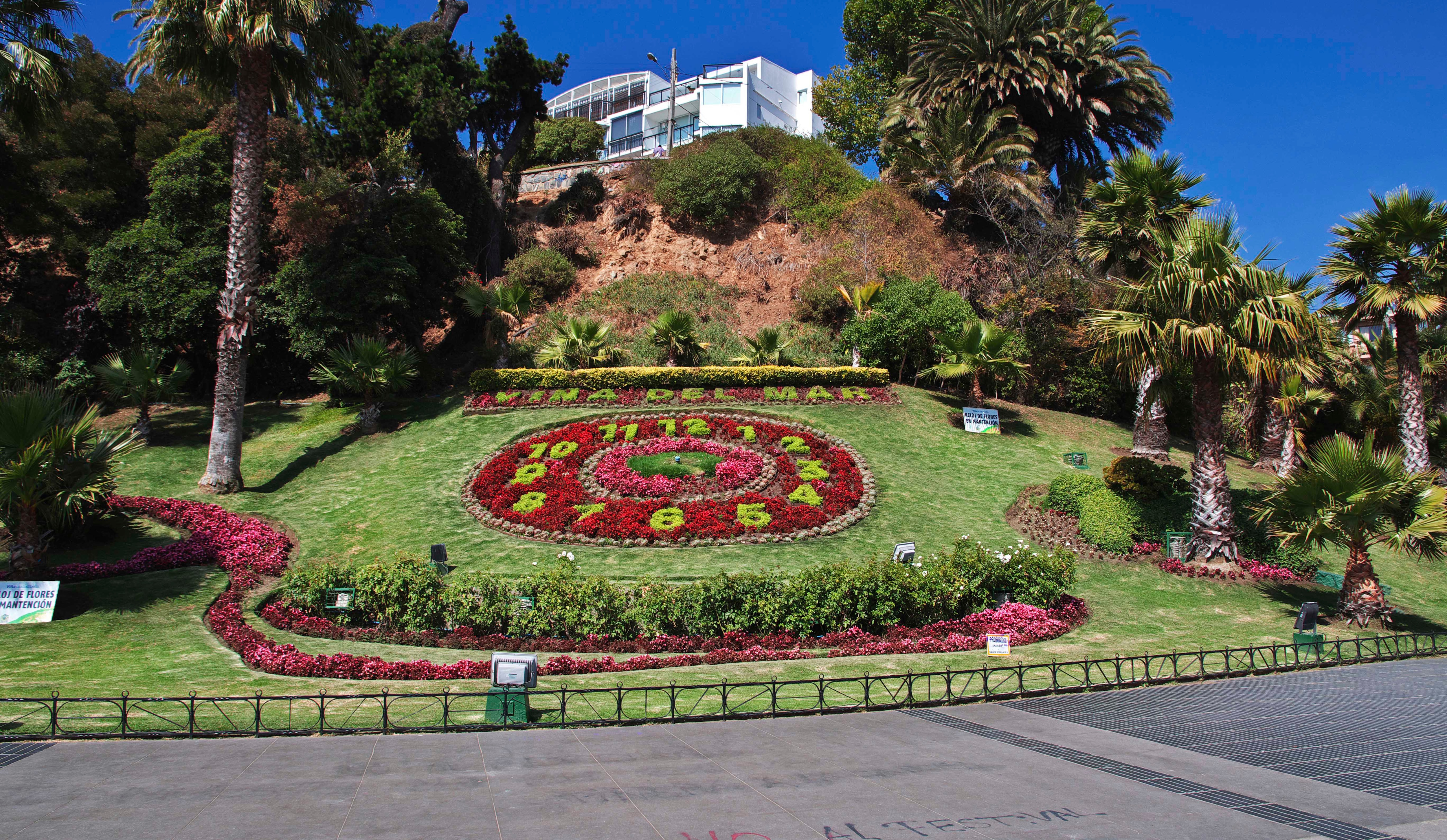 MSC World Cruise 2027, Valparaiso - City tour| MSC Cruises MSC World Cruise 2027, Valparaiso - City tour| MSC Cruises