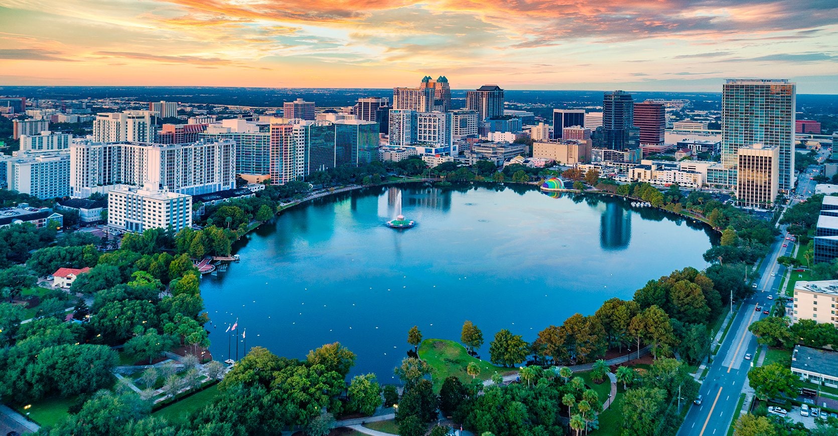 Port Canaveral tours, Lake Eola Park | MSC Cruises