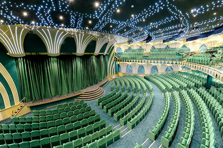 Royal Theatre, MSC Magnifica | MSC Cruises